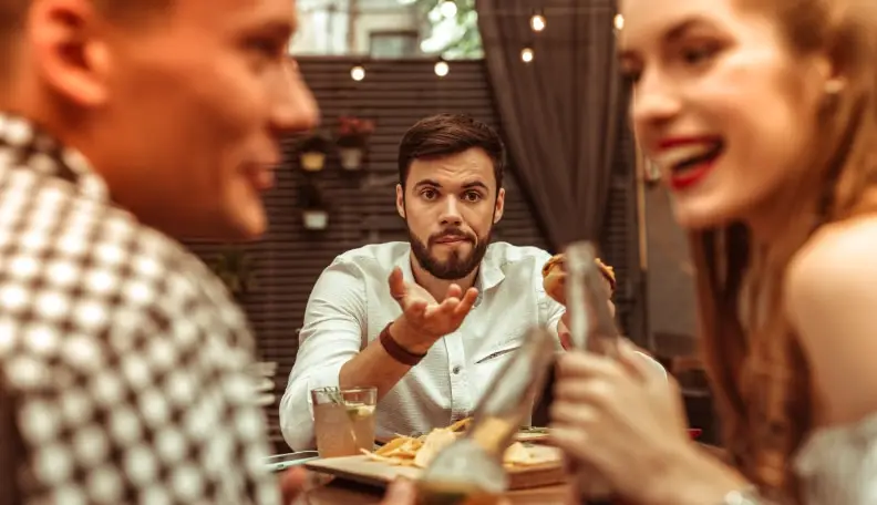 Dating met de vriend van je broer of zus: 42 Regels, Voordelen & Nadelen die u nooit mag negeren