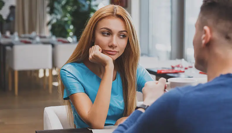 Daugiau nesate tikri? Kaip perskaityti požymius, kad ji tavęs nebemėgsta